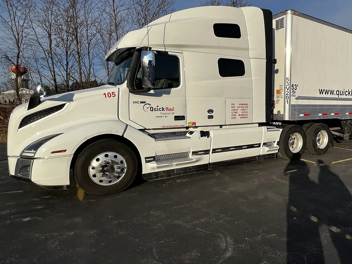 Quick Haul Volvo VNL, unit 105, with a 53-foot dry van